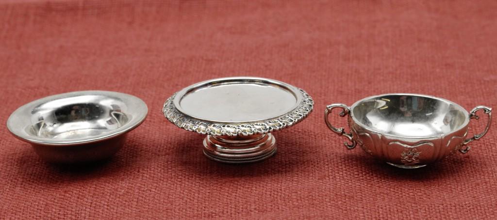 Acquisto Bowls & Cake Stand Dollhouse Miniatures (1 of 4)