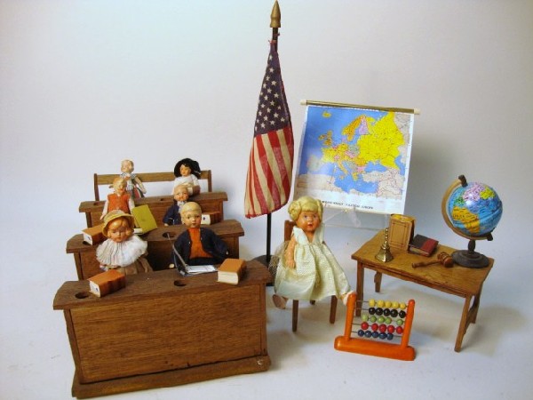 Schoolroom: Schoolroom with oak desks, globe, abacus, composition & celluloid dolls, flag & other accessories, 11" t