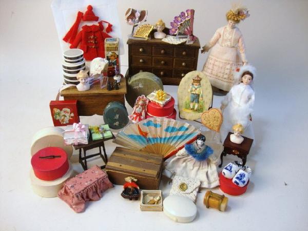 Lady's Room: Hatboxes, two artist dolls, boxes, trunks, etc., 6" t