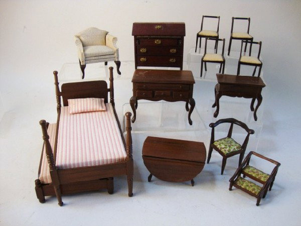 Sonia Messer Furniture: Grouping of Sonia Messer furniture including a trundle bed, dropleaf table, server & small table, all have "Sonia Messer Made in Colombia" label. All others have made in Colombia label, 5" t