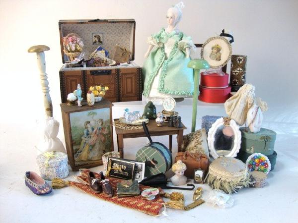 Dollhouse Ladies Room: Dollhouse Ladies' room w/trunk filled w/accessories, hatboxes, hat stands, artist doll, 6" t