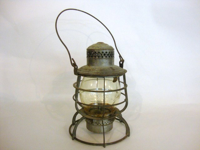 Wire Ring Bottom Lamp: Wire Ring Bottom Lamp, G. N. Ry , on lid the Adams, GN Ry on front of clear glass, Saftey Always