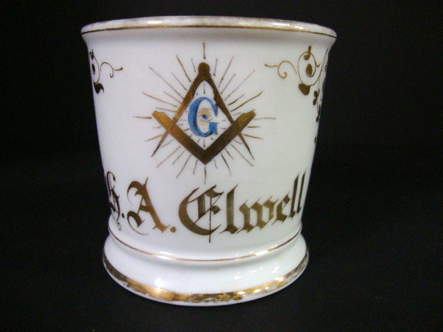 Occupational Shaving Mug: Mug Masonic square & compass symbol surrounded by gilt flowers