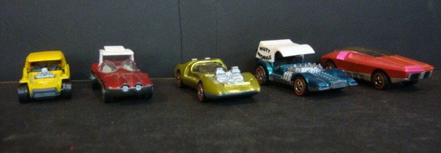 Hot Wheels Custom Lot 5 cars: Whip Creamer, Swingin' Wing, Mod Quad, Mutt Mobile, Ice T