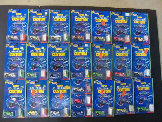 Hot Wheels Super California Customs O/P: Hot Wheels Super California Customs, 23 miscellaneous pcs from 1990, all mint in packs