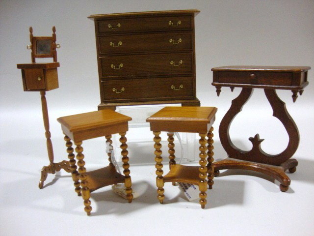 Artisan Grouping Chippendale Chest, Shaving Stand: Chippendale graduated four-drawer chest 3'5 x 3 x 1.75", Virginia shaving stand 4.5" signed F.G., pair night stands w/twist legs by Robert Gray.2 1/2", Victorian lyre-base lamp table 3" H.