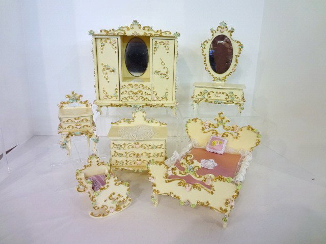 Spielwaren Bedroom Furniture: Spielwaren bed, night table, armoire, dresser, chest, cradle, 6 pcs. 7.25 H.