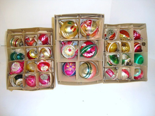 Vintage Christmas Balls: Three boxes of 1940's era Christmas balls in original boxes, 6 1/2" x 10" largest box