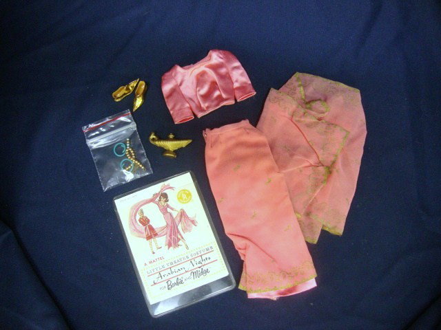 #874 Arabian Nights: Missing 2 bracelets