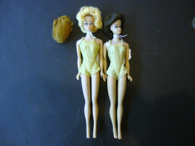Two Barbie Fashion Queen Dolls: Two Barbie Fashion Queen Doll with three wigs