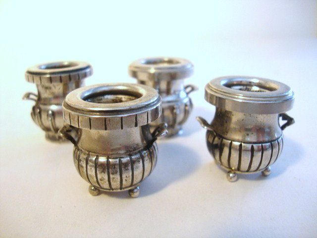 Meyers Four George III Wine Coolers: Meyers Four George III wine coolers 1.25 H"