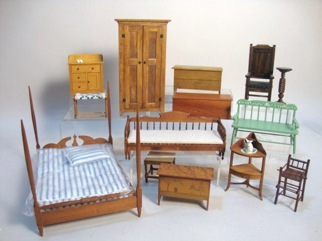 Jim Dorsett Spool Sofa: Nicely crafted Victorian convertible sofa bed 6" L, 2" W and H by Jim Dorsett and a wide array of artisan furnishings including tall Shaker cupboard, four-poster bed, painted Windsor settee, several b