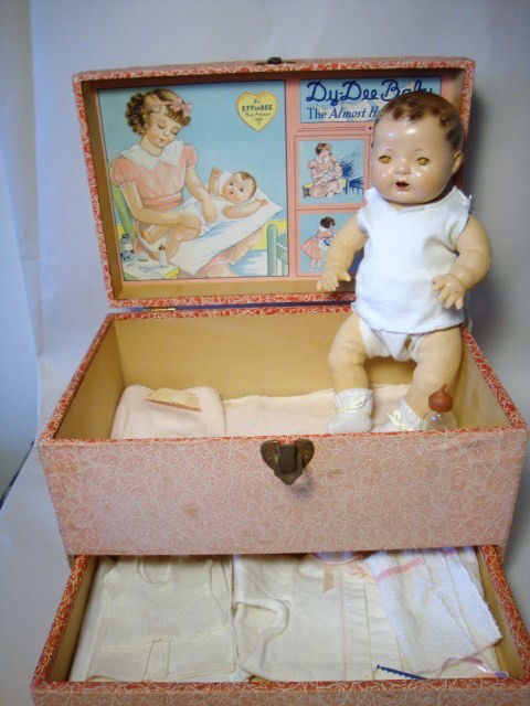 Effanbee DyDee Baby OB: Effanbee DyDee Baby in original box with some accessories