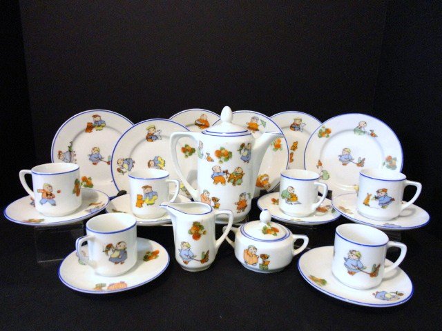 Child's Happy Fats Tea Set: Twenty-one piece German Happy Fats By Rudolstat: Five platters, Teapot, Covered Teapot, Creamer, Six Cups and Saucers 5.75" H.