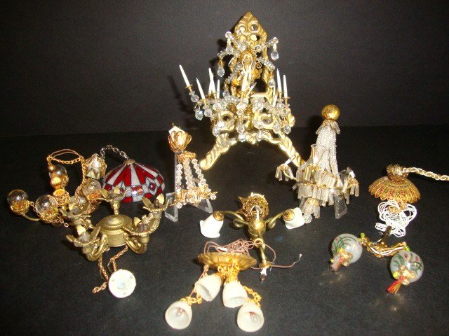 Victorian Lighting: Wonderful Grouping of Victorian Style Hanging Lighting, many with crystals, etc. Contemporary 1 to 3"
