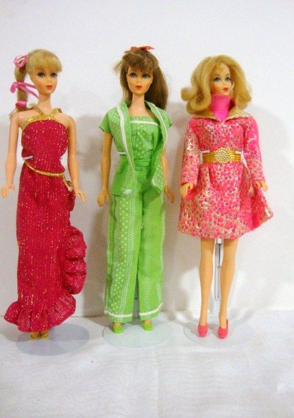3 Mod Barbies: Blonde Marlo Flip, Blonde Talker on TNT Body and Brunette TNT. Wearing Best Buys 2780 and Special Sparkle