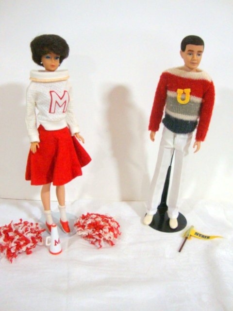 Bubblecut Barbie and Ken: Brunette Bubblecut wearing Cheerleader and Flocked Ken wearing Campus Hero