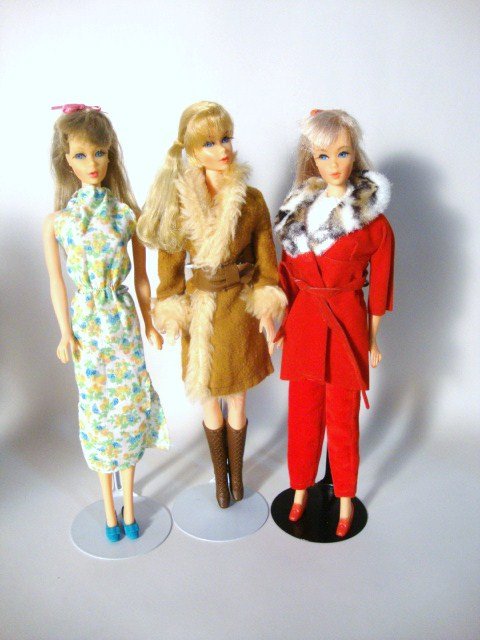 3 Mod Barbies: 2 TNT (one on a standard body and a talker on a TNT Body, wearing 2772, and pak items