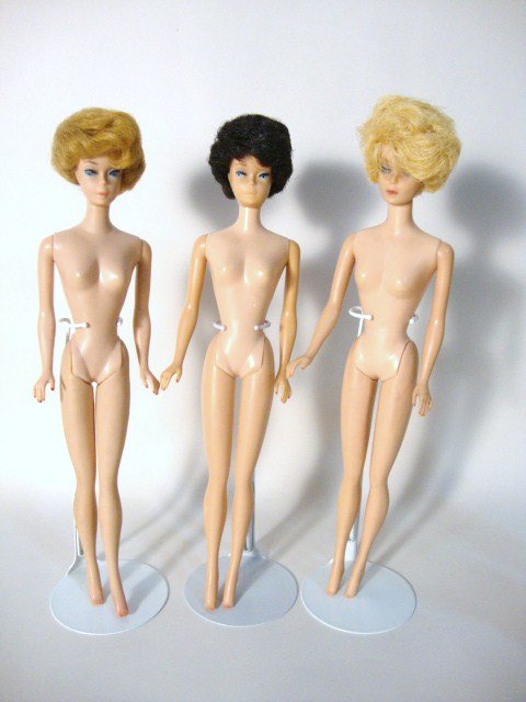3 Bubblecut Barbies: 3 Bubblecut Barbies, nude and need restoration