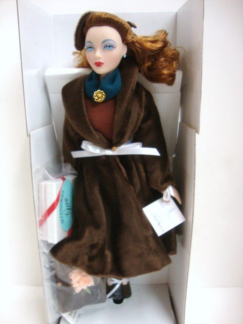 Mel Odom Gene Doll " Warmest Wishes": Mel Odom Gene Doll " Warmest Wishes", in original box meausres 17 x7 x 5"