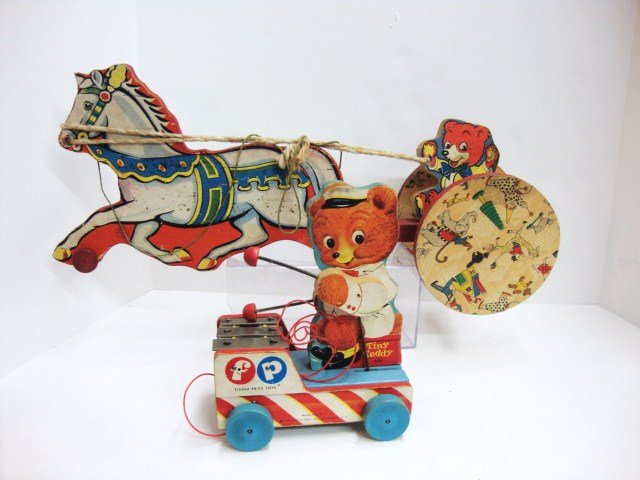 Wood Pull Toys: Fisher Price Tiny Teddy # 636 6 1/2" (l), N.N. Hill Co. bear on horse cart