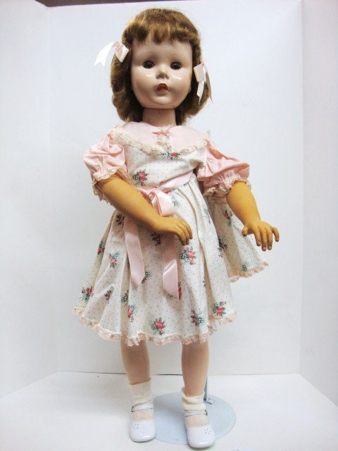 American Character Sweet Sue 30": American Character 30" Sweet Sue, original clothes, replaced shoes.