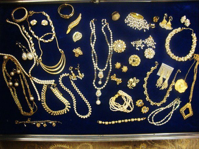 Vintage Costume Jewelry: Vintage Costume Jewelry: Faux Pearls & Rhinestone necklace, earring, etc. Rousseau, Coro