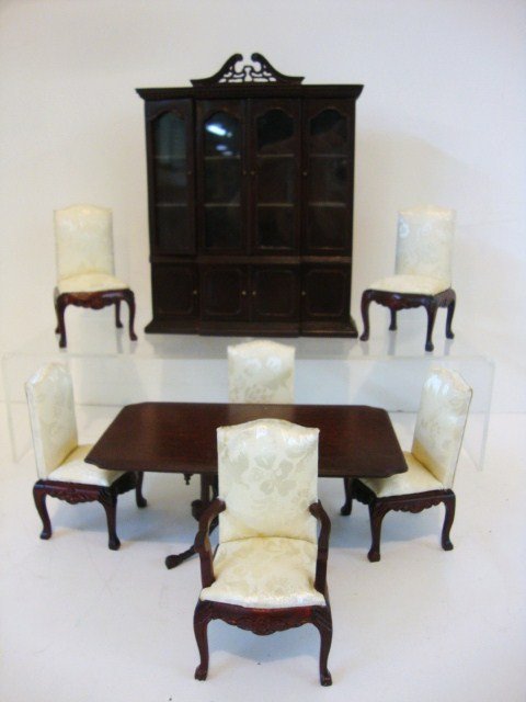 Bespaq Dining Room Furniture: Chippendale breakfront china cabinet 7.5" H, 6" W, six upholstered dining chairs and a pedestal dining table 6" L, 3.5" W.