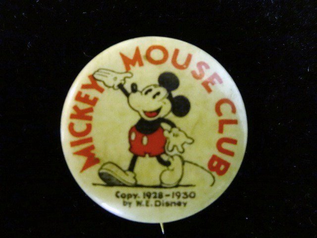 Mickey Mouse Club Button 1928-1930: 1928-1930 Mickey Mouse Club button, very colorful