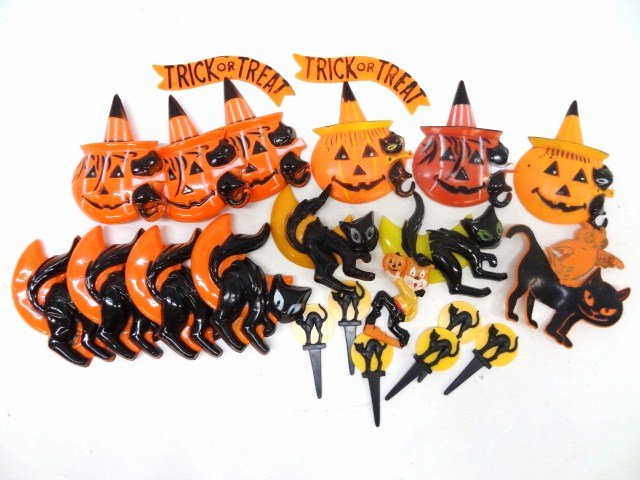 Plastic Halloween Cake Decorations: Plastic Halloween cake decorations, cats, witches, etc., over 20 pcs., 4 in. tallest