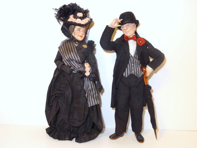Marcia Backstrom Romantic Pair: An older couple in handsomely coordinated costumes, very simpatico. 6" H.