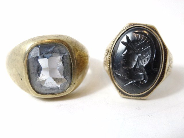 2 10K Mens Rings: Mens 10Kt Blue stone ring and gold mens intaglio ring Unmarked 11 grams in all
