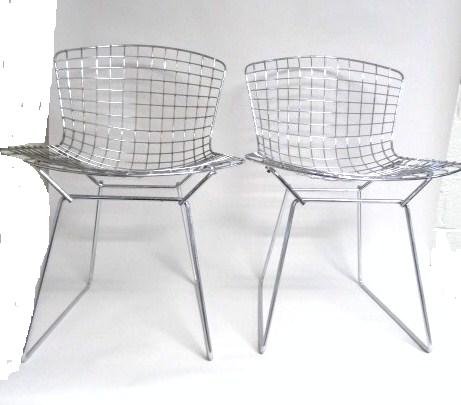 Pair Harry Bertoia Knoll Chairs: Pair of Knoll International chrome wire chairs of Harry Bertoia design, circa 1960's, 29 1/2 in. (H) x 21 in. (W) at front of seat