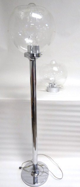 Pair Mid-Century Bubble Lamps: A very unusual pair of mid-century chrome & glass lamps, unusual free form blown shades, both have 3 sockets, floor lamp w/chrome pole & support, 60 in. (T), table lamp 15 in. (H)