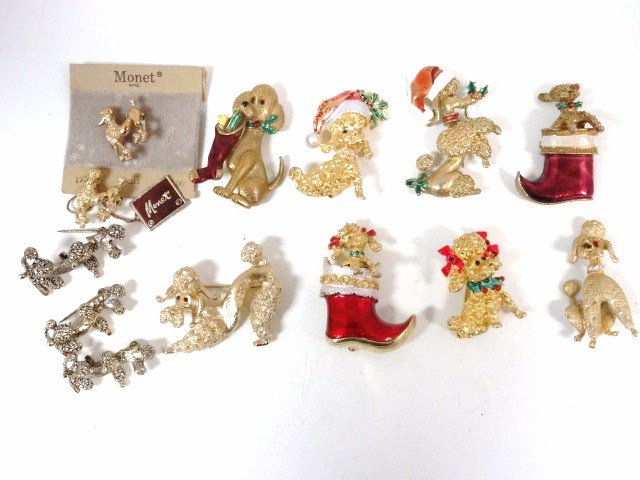 Designer Christmas Dog Pin: Gerry's Mamsell, Myles & Monet Christmas dog pins