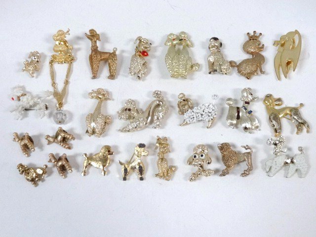 Lot Dog Pins: Large lot dog pins, 1 Coro, another Gerry, others unsigned