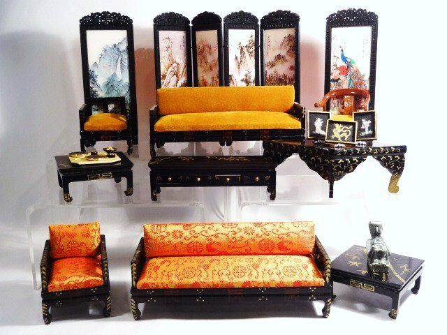 Oriental Dollhouse Furniture, Screen, Accessories: Grouping of oriental dollhouse furniture, sofas, chairs, tables, pictures, accessories, tallest 6 in.