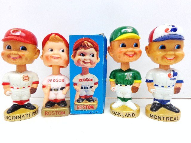 MLB Baseball Bobble Lot: Four MOB Bobble incl. three plastic gold base marked Taiwan include MontrÃ©al, Oakland, Cincinnati and on plastic square gold base, Red Sox marked Hong Kong WW.B. 7" tall