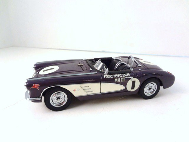 Danbury Mint Purple People Eater Corvette: 1:24 Scale Danbury Mint Purple People Eater Corvette with Box