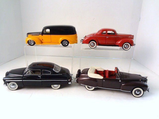 Danbury Mint 1940s Lot: 1:24 Scale Danbury Mint: 1940 Mercury Coupe, 1940 Ford Deluxe & 1941 Chevrolet Custom Panel Truck and 1949 Mercury (No Boxes)