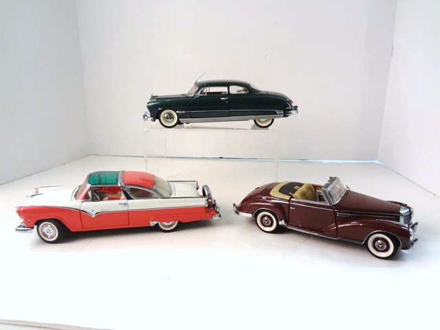 Franklin Mint 1950's Lot: 1:24 Scale Franklin Mint: 1951 Hudson Hornet, 1955 Ford Crown Vic & 1957 Mercedes-Benz 300SC with Boxes