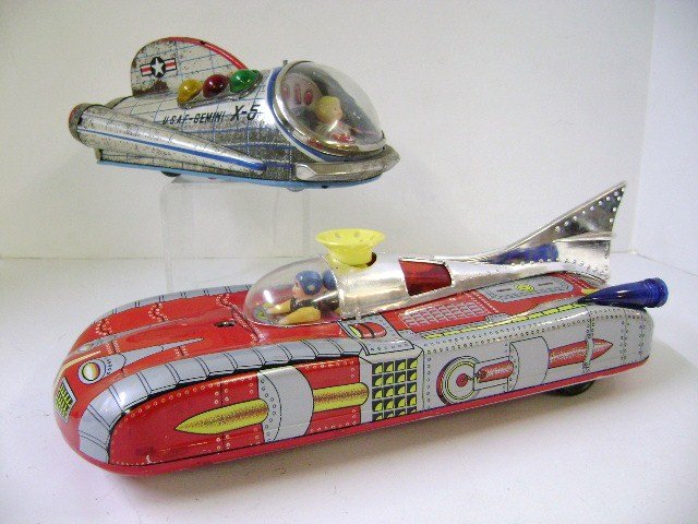 Two BO Space Ship Toys: Two tin BO space toys, TM Japan USA Gemini x-5 space ship missing astronaut and unsigned 13" tin BO space ship missing front antenna