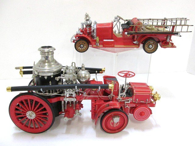 Pair Franklin Mint Fire Engines: 1922 Ahrens Fox, 1912 Christie with cracked hose bracket