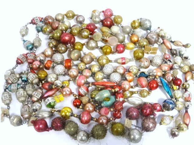Antique Christmas Tinsel Beading: Several strands of tinsel beading, all styles & shapes, longest 37 in., all styles