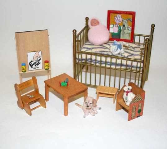 Brass Crib and Nursery Items (1 of 1)