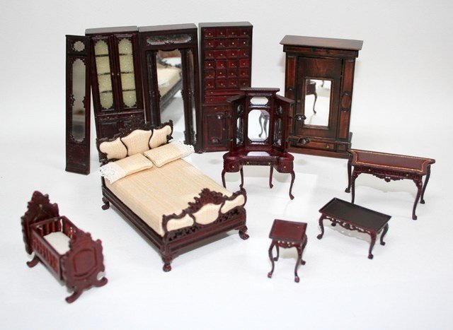 Half-scale Bedroom Suite (1 of 3)