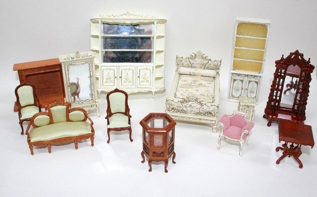 Half-scale Bedroom and Parlor Furnishings (1 of 2)