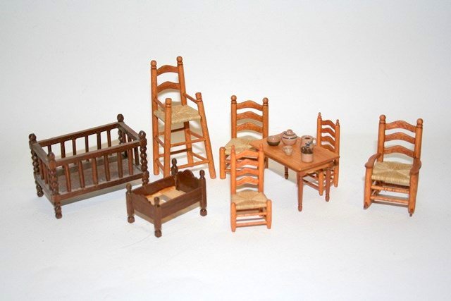 Don Perkins Children's Chairs (1 of 3)