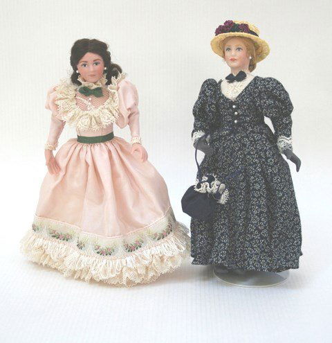 Two Sandy McKelvey Dolls (1 of 3)