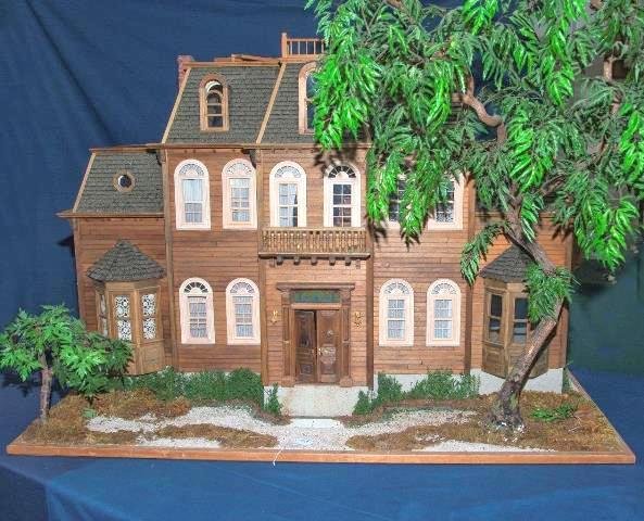 Ned Kellogg Mansard-Roof Victorian (1 of 5)
